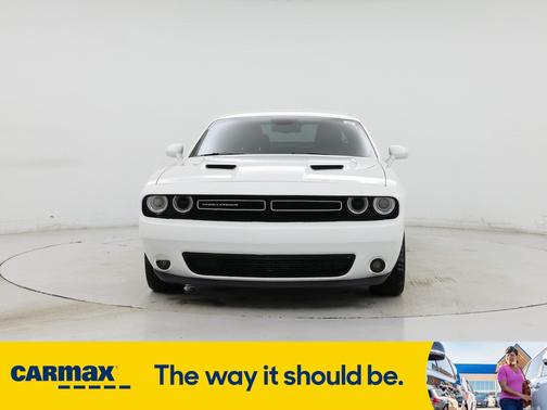 2016 Dodge Challenger SXT Plus