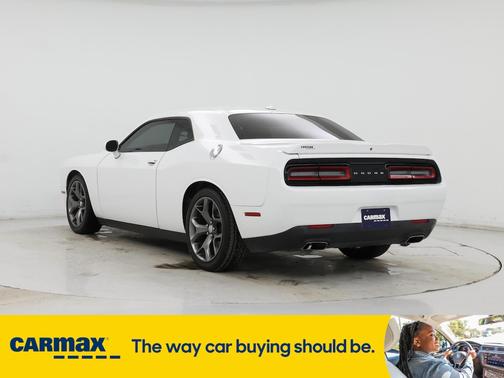 2016 Dodge Challenger SXT Plus