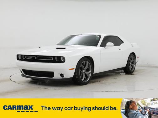 2016 Dodge Challenger SXT Plus
