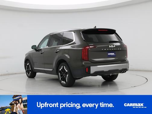 Green 2025 Kia Telluride S