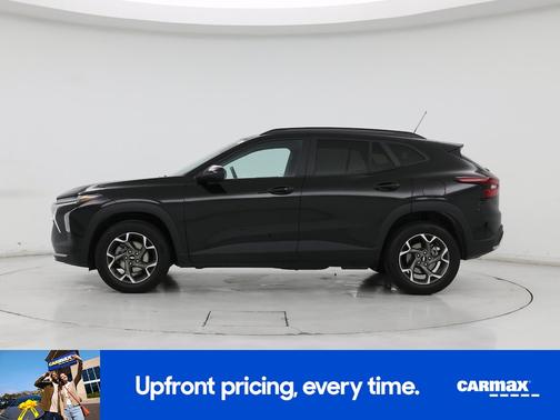 Black 2025 Chevrolet Trax LT