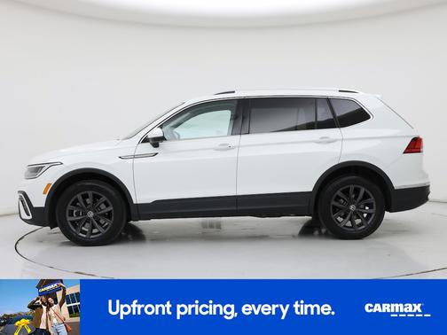 White 2022 Volkswagen Tiguan SE