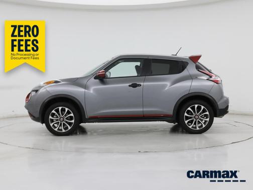 Gray 2017 Nissan Juke SL