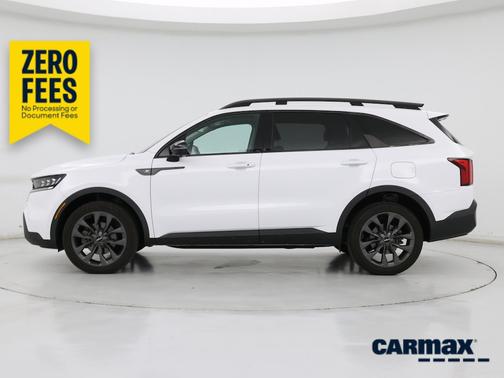 White 2023 Kia Sorento X-Line SX Prestige