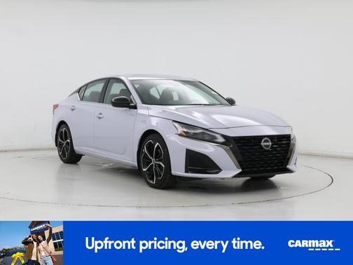 Gray 2024 Nissan Altima SR