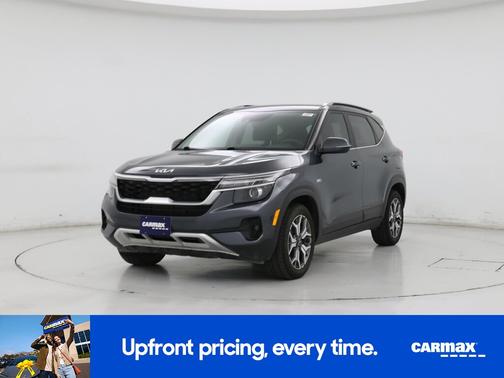 Gray 2023 Kia Seltos EX