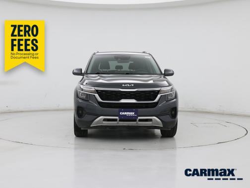 Gray 2023 Kia Seltos EX