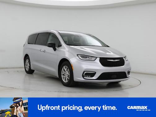 Silver 2024 Chrysler Pacifica Touring L