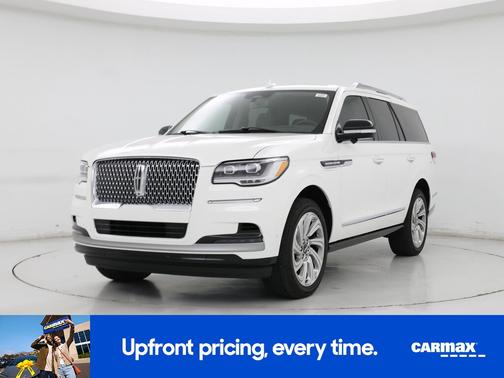 White 2024 Lincoln Navigator Reserve
