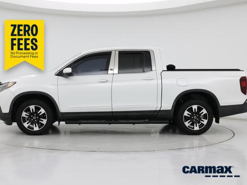 White 2020 Honda Ridgeline RTL