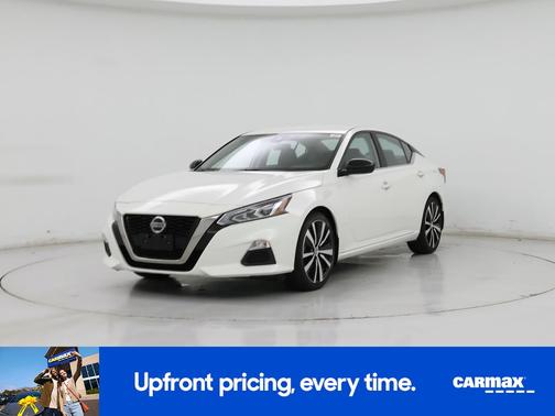 2022 Nissan Altima SR