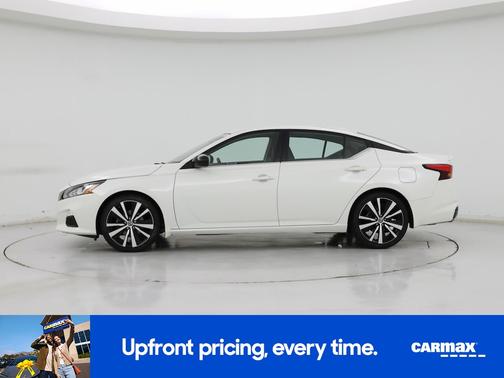 2022 Nissan Altima SR