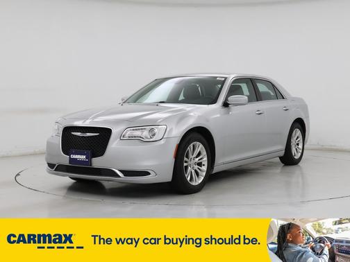 2020 Chrysler 300 Touring L