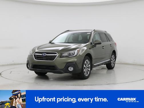 Green 2018 Subaru Outback 3.6R Touring