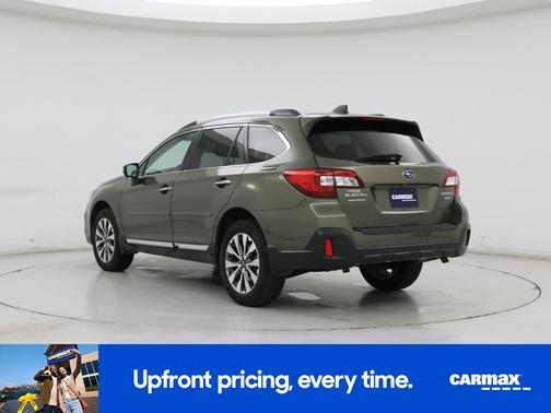 Green 2018 Subaru Outback 3.6R Touring