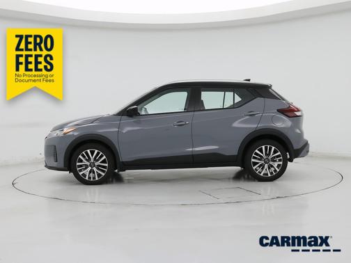 Gray 2023 Nissan Kicks SV