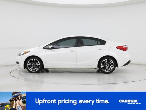 White 2015 Kia Forte LX