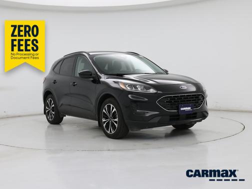 Black 2022 Ford Escape SE