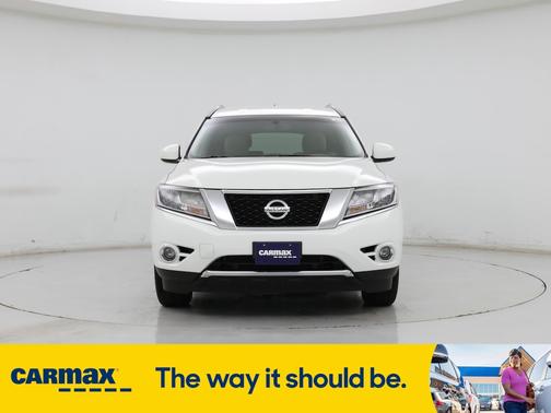 2016 Nissan Pathfinder SV