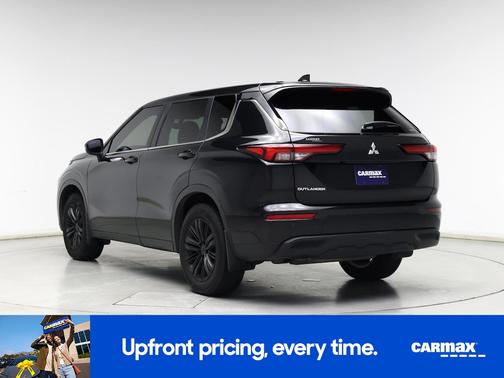 2022 Mitsubishi Outlander ES