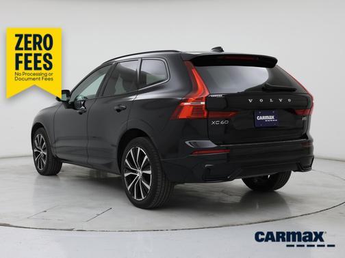 Black 2023 Volvo XC60 B5 Plus Dark Theme