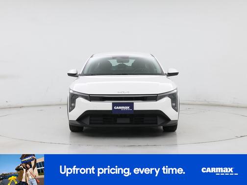 White 2025 Kia K4 LXS