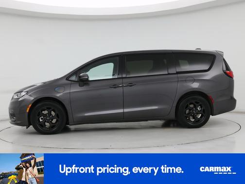 Gray 2022 Chrysler Pacifica Hybrid Touring L