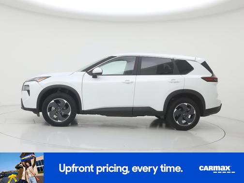 White 2024 Nissan Rogue SV