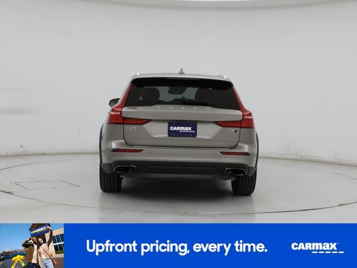 2020 Volvo V60 Cross Country T5