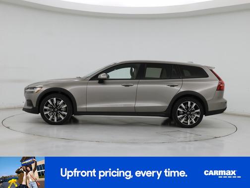 2020 Volvo V60 Cross Country T5