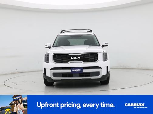 White 2025 Kia Telluride S