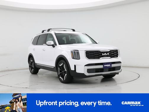 White 2025 Kia Telluride S