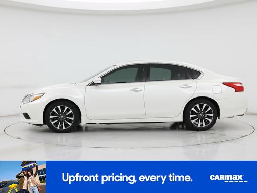 White 2016 Nissan Altima SL