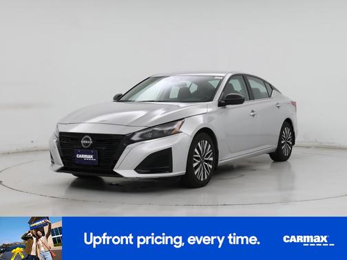 2024 Nissan Altima SV