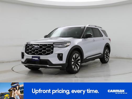 White 2025 Ford Explorer Platinum