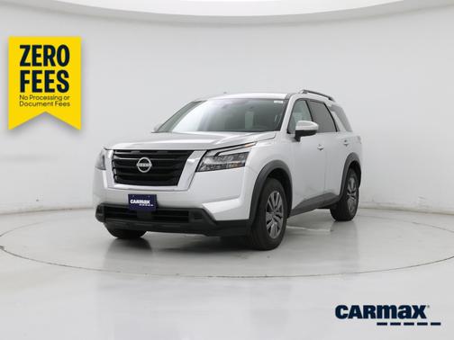 Silver 2025 Nissan Pathfinder SV