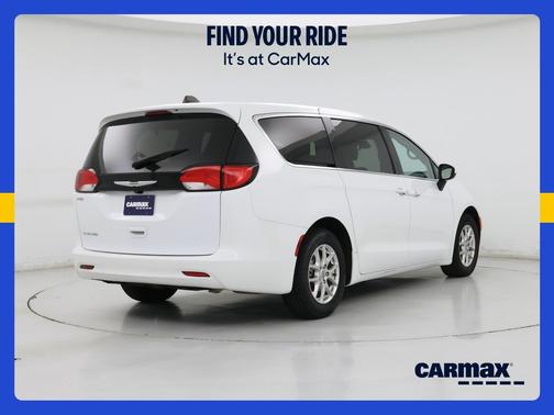 White 2023 Chrysler Voyager LX