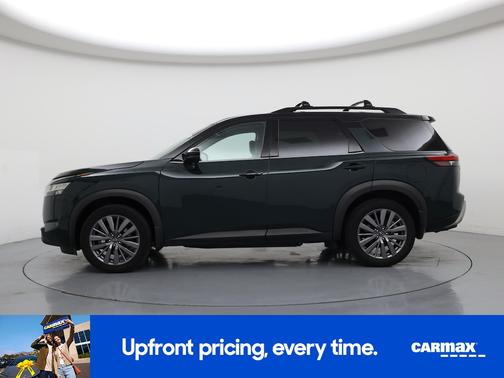Green 2023 Nissan Pathfinder SL