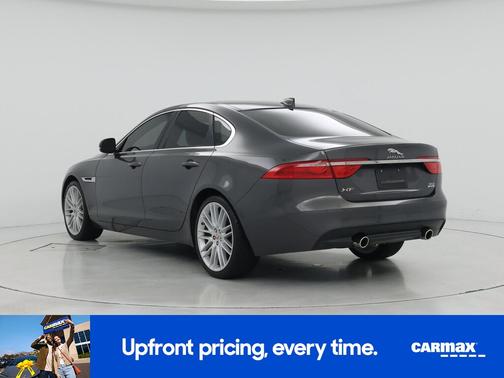 2017 Jaguar XF Prestige