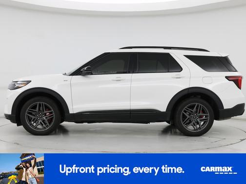 White 2025 Ford Explorer ST-Line