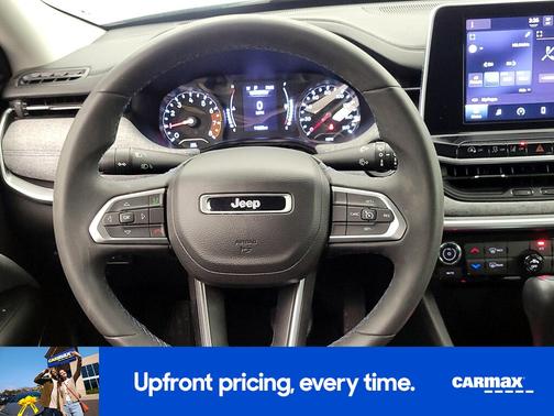 Silver 2022 Jeep Compass Latitude