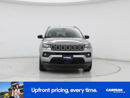 Silver 2022 Jeep Compass Latitude