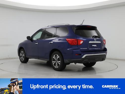 2018 Nissan Pathfinder SV