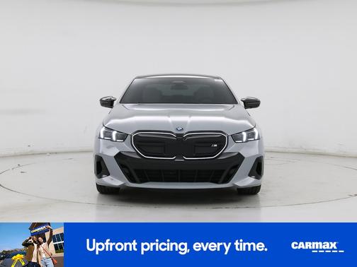 Gray 2024 BMW i5 M60