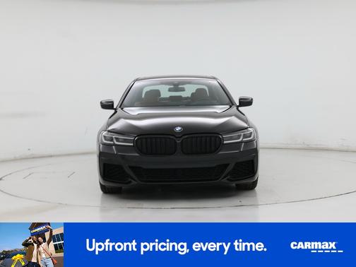Black 2022 BMW 540 XI