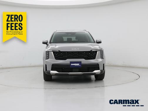 Gray 2025 Kia Sorento S