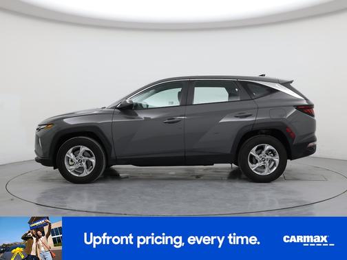 Gray 2024 Hyundai TUCSON SE