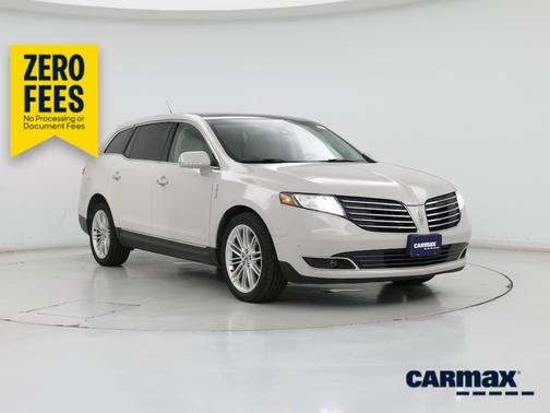 Pearl 2019 Lincoln MKT Reserve