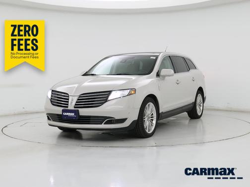 Pearl 2019 Lincoln MKT Reserve