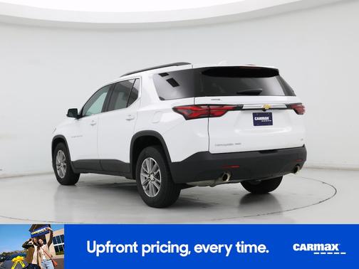 White 2023 Chevrolet Traverse LT Cloth